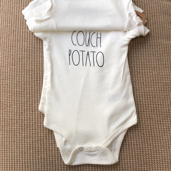 🆕💕3pcs RAE DUNN onesies.100% cotton 3-6M/ 6-9M - Picture 2 of 6